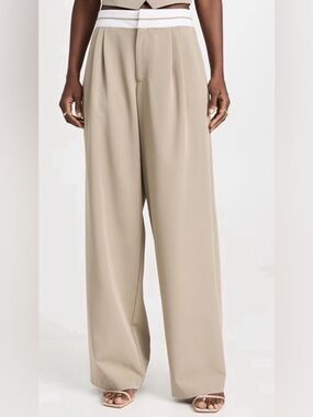 Wayf banded women’s dress pants Size Small Khaki